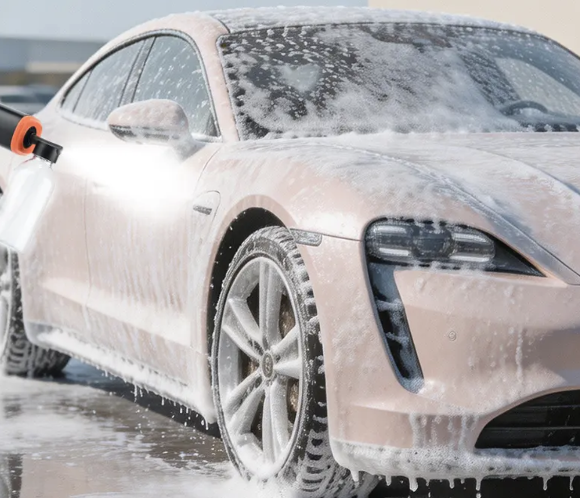 【High Efficiency Car Wash】 No cord or faucet needed for high-pressure cleaning! Despite its one-hand size, it can also spray foam