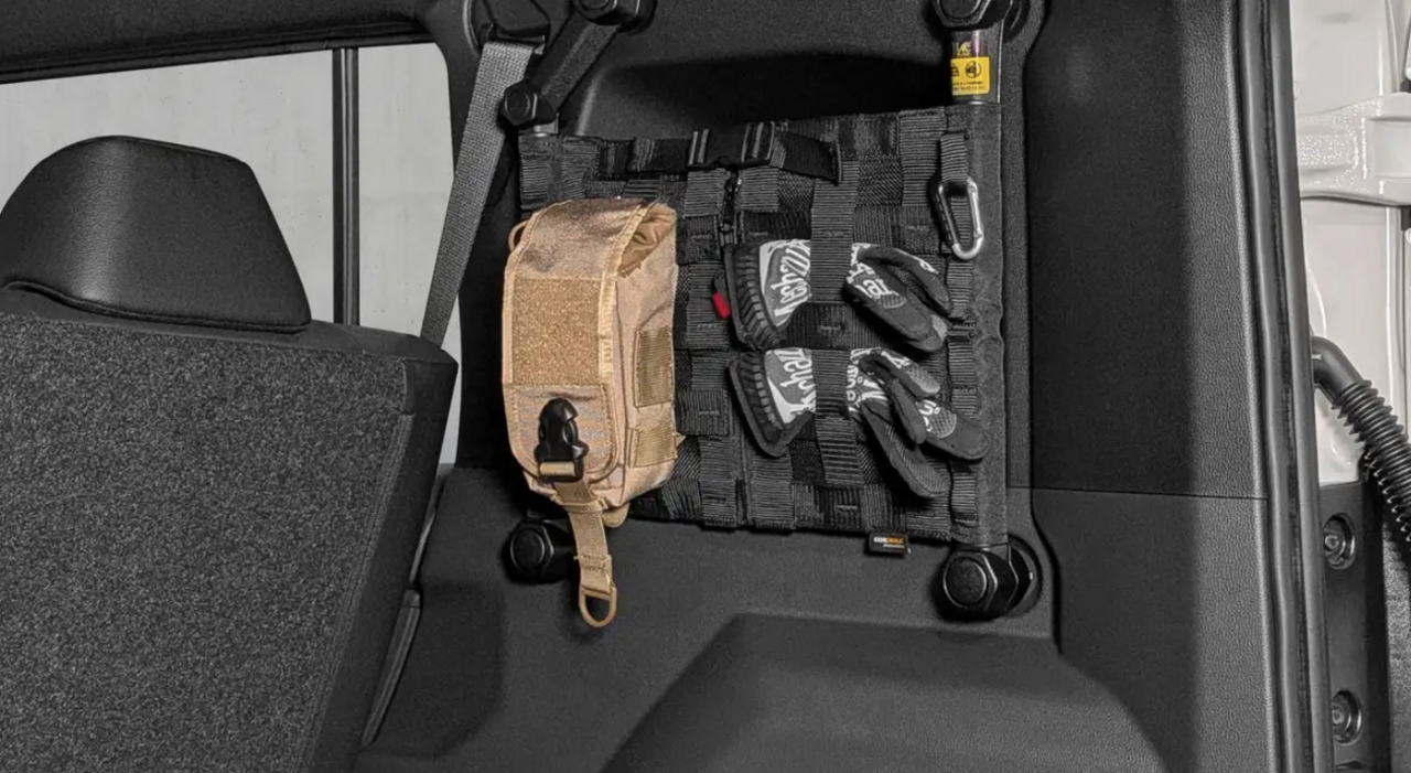 【Three selected interior storage gears】“Casual” customization starting from the 2,000 yen range! Side netting for the cargo area and ETC cover among others