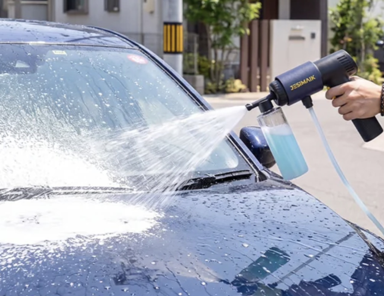 【Autumn Car Wash】No need for water and power! A smart high-pressure cleaner that shows "cleaning performance" on an LCD