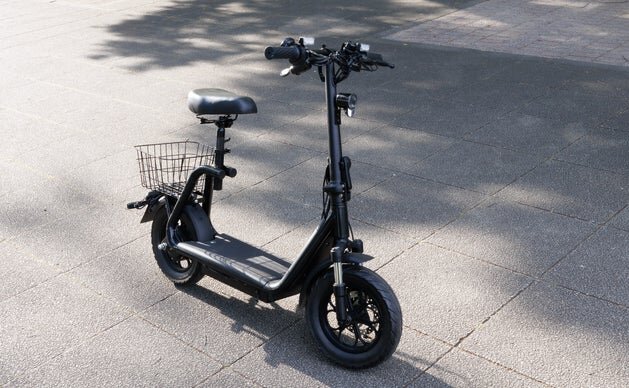 【電動バイク】約10万円で“移動の足”を手にいれる！折りたためばクルマにも積めた