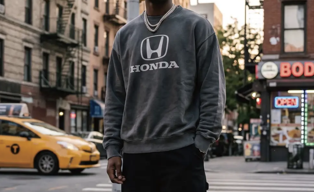 [Official HONDA License] Vintage feel with pigment dye! A versatile sweatshirt that exudes a sense of culture.