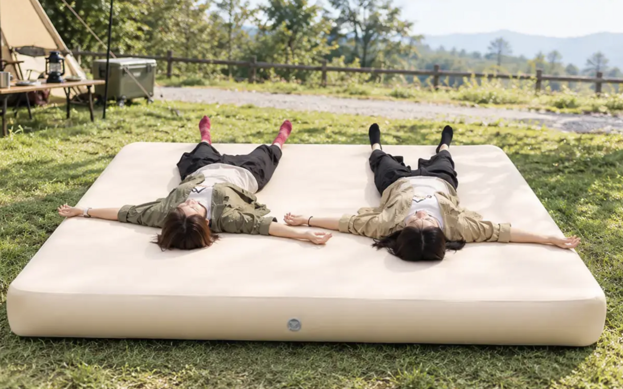 【Large Air Bed】Everyone can lie down together! It expands to the size of “3 tatami mats” while saving space