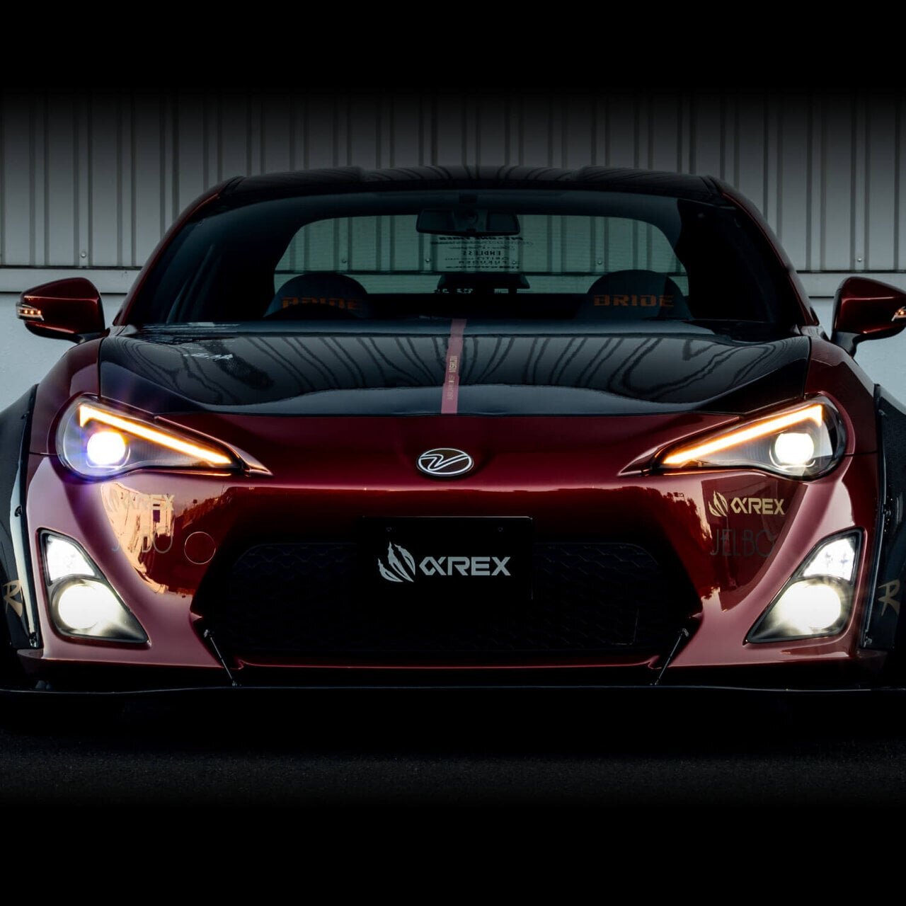 Balancing US style and Japanese safety standards! A new generation headlight fully localized for left-hand traffic