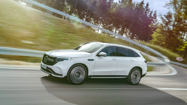 武豊さんも愛用 ベンツのev 電気自動車 Eqc400 は美しさと力強さが魅力 Evカタログ Maduro Online マデュロオンライン