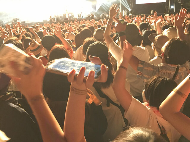 スーパービーバー Charaらが出演 グリーンルーム フェスティバル 22の最終日レポート Maduro Online マデュロオンライン Page 2