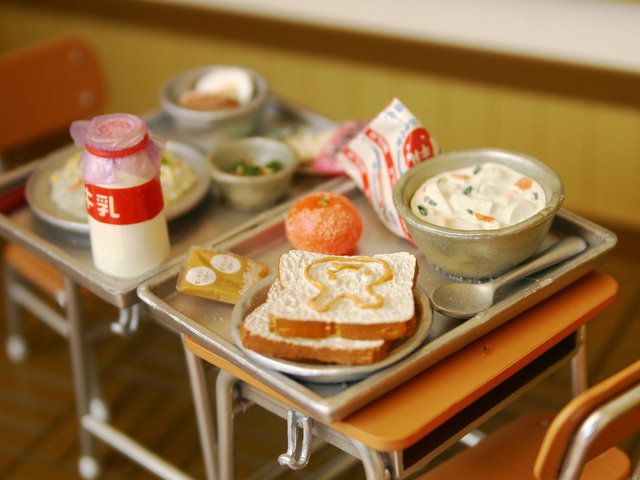 千葉県の給食あるある あなたは 麦芽ゼリー 派 それとも ちはなちゃんゼリー 派 Sotokoto Online ソトコトオンライン 未来をつくるsdgsマガジン 千葉県の給食あるある あなたは 麦芽ゼリー 派 それとも ちはなちゃんゼリー 派 Sotokoto Online ソトコトオンライン 未来をつくるsdgsマガジン