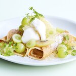 シャインマスカットを使った秋限定メニューが9月8日から販売開始|ジェイエスパンケーキ カフェ