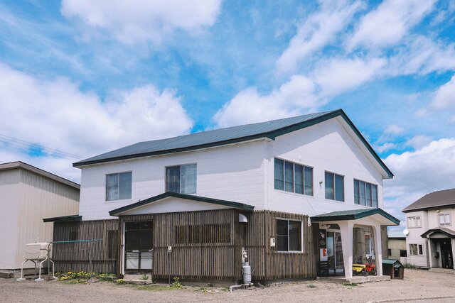 新たな一日を、そして新たな自分を大事にできる場所。釧路・阿寒町の『ゲストハウスコケコッコー』