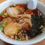 峠の茶屋的な佇まいで食べる懐かしい醤油ラーメン「ラーメンつくも」【千葉ローカルラーメン】