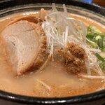 茨城町店限定!豚骨と魚介と鯛のトリプルコンビ。鯛だしラーメン「麺家ふじひろ」【茨城ローカルラーメン】