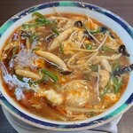 栗の里 小布施町で味わう黒酢の酸辣湯麺「中国菜 橙」【長野町中華】