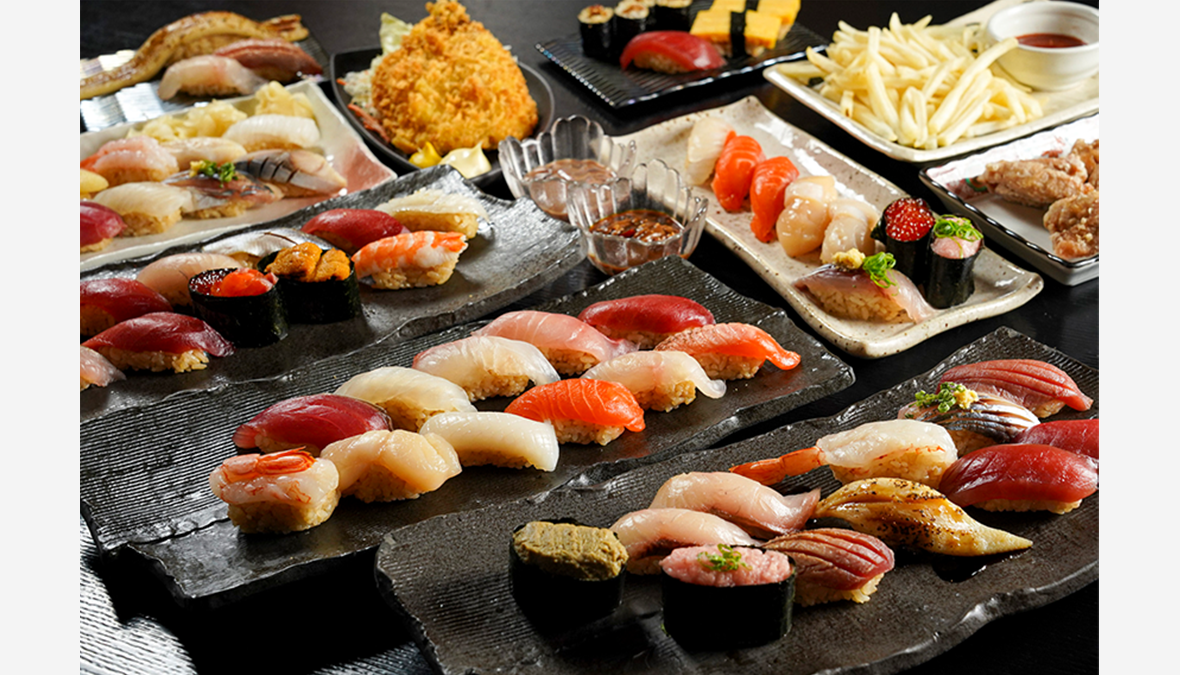 【まるがまる 高田馬場店限定】で鮮魚を使った寿司食べ放題4,000円を実施