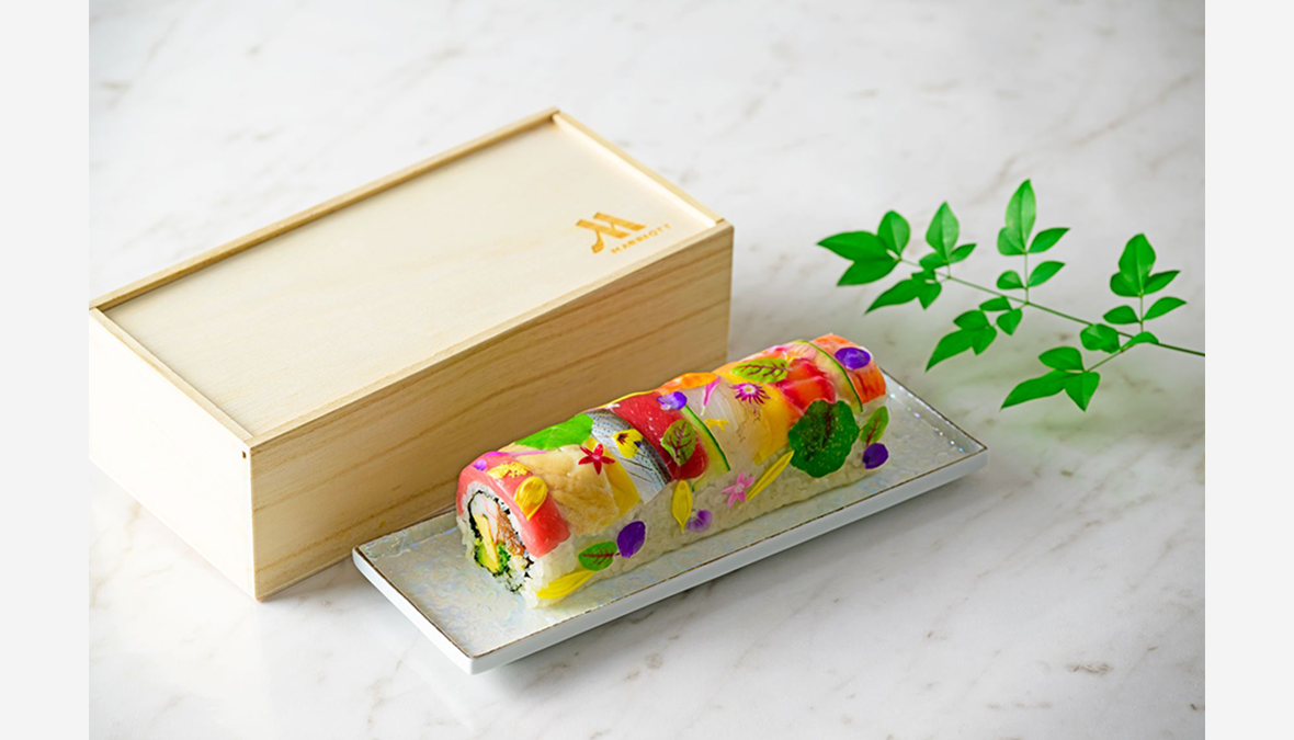 【限定予約販売】東京マリオットホテル　エディブルフラワーを散りばめた華やかなロール寿司で開運を呼び込む特製恵方巻