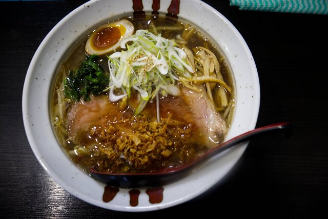 さっぽろらぁめんくわの実の黒醤油ラーメン