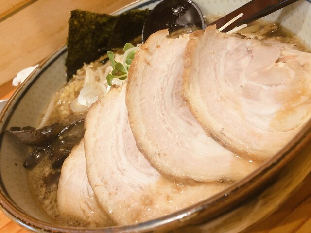 白樺山荘 醤油チャーシューメン
