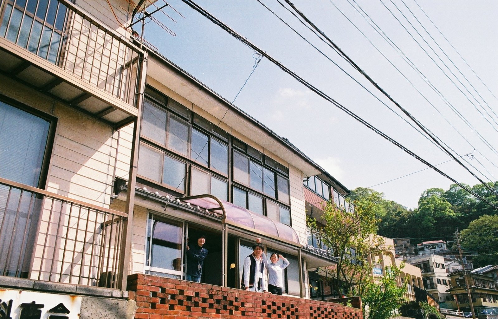 オープン日の「紅と香」外観