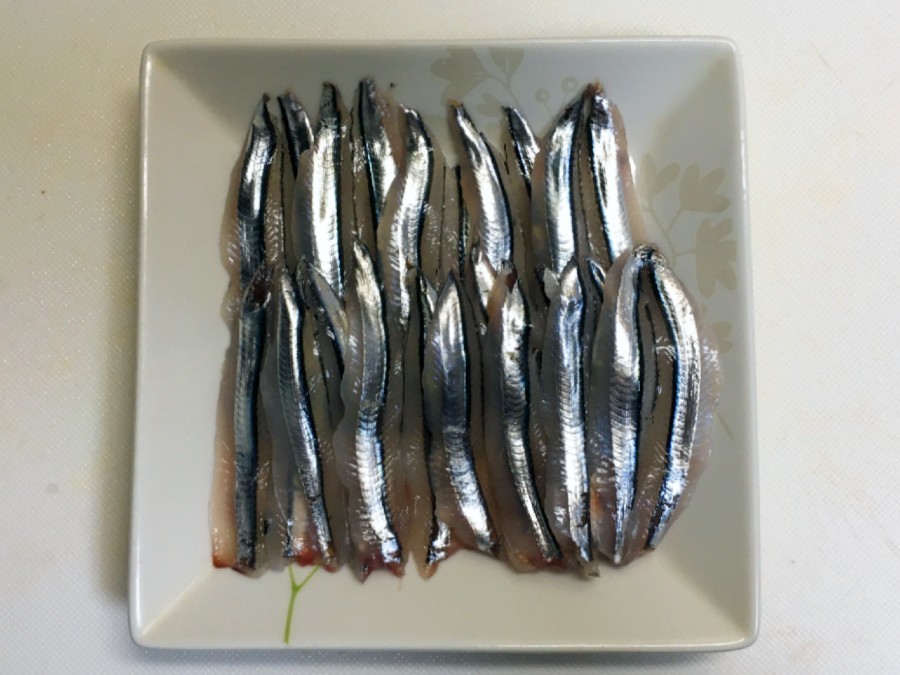 キビナゴの刺身