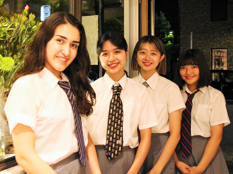H.O.P.E. 同じ高校出身の女子4人組のチーム。国際教育プログラム「SAGE JAPAN CUP」でエシカルをテーマにしたビジネスモデルで優勝するなど精力的に活動。