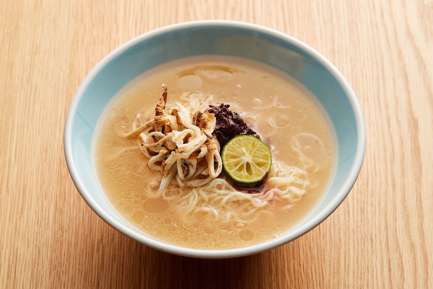 天然真鯛の松茸ラーメン(冷製) 1500円 (西岡シェフ)
