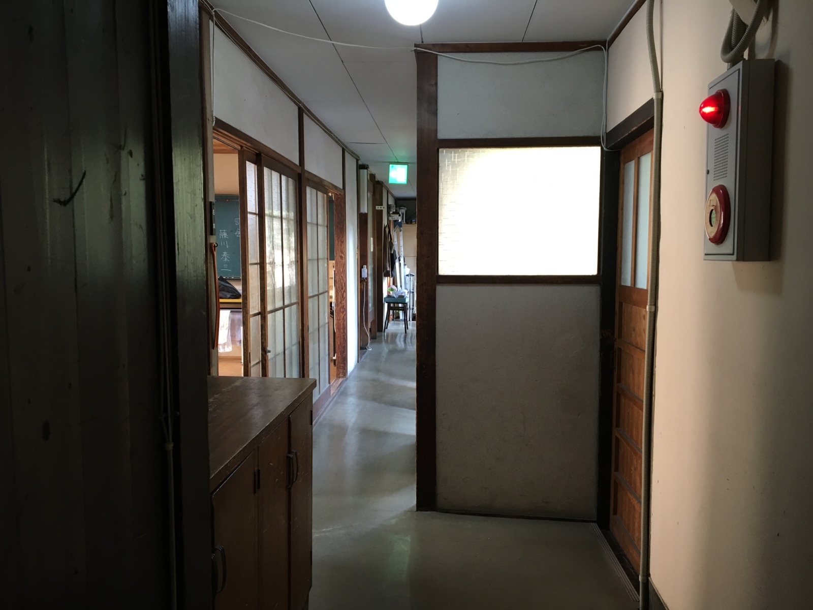 禁酒会館廊下