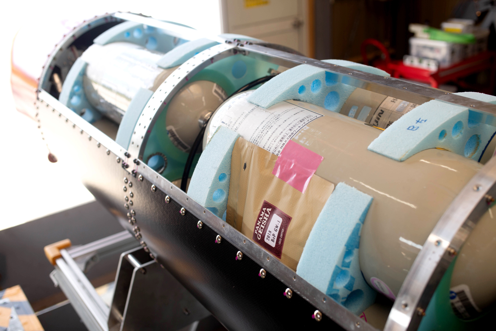 ロケット先端部近くに設けられたペイロード(搭載品)収納部。