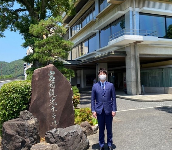 岩国国際観光ホテル 深川代表