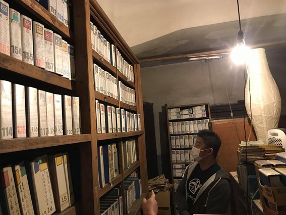 飯塚さんが残した日記・記録の量に圧倒される