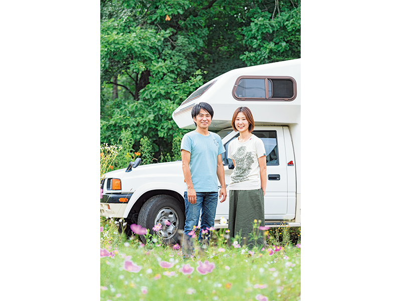 陸別町のイベントにボランティアで参加していたのがひとみさん(右)。看護師だが、ひとみさんもやはり全国を旅しながら働いていた。