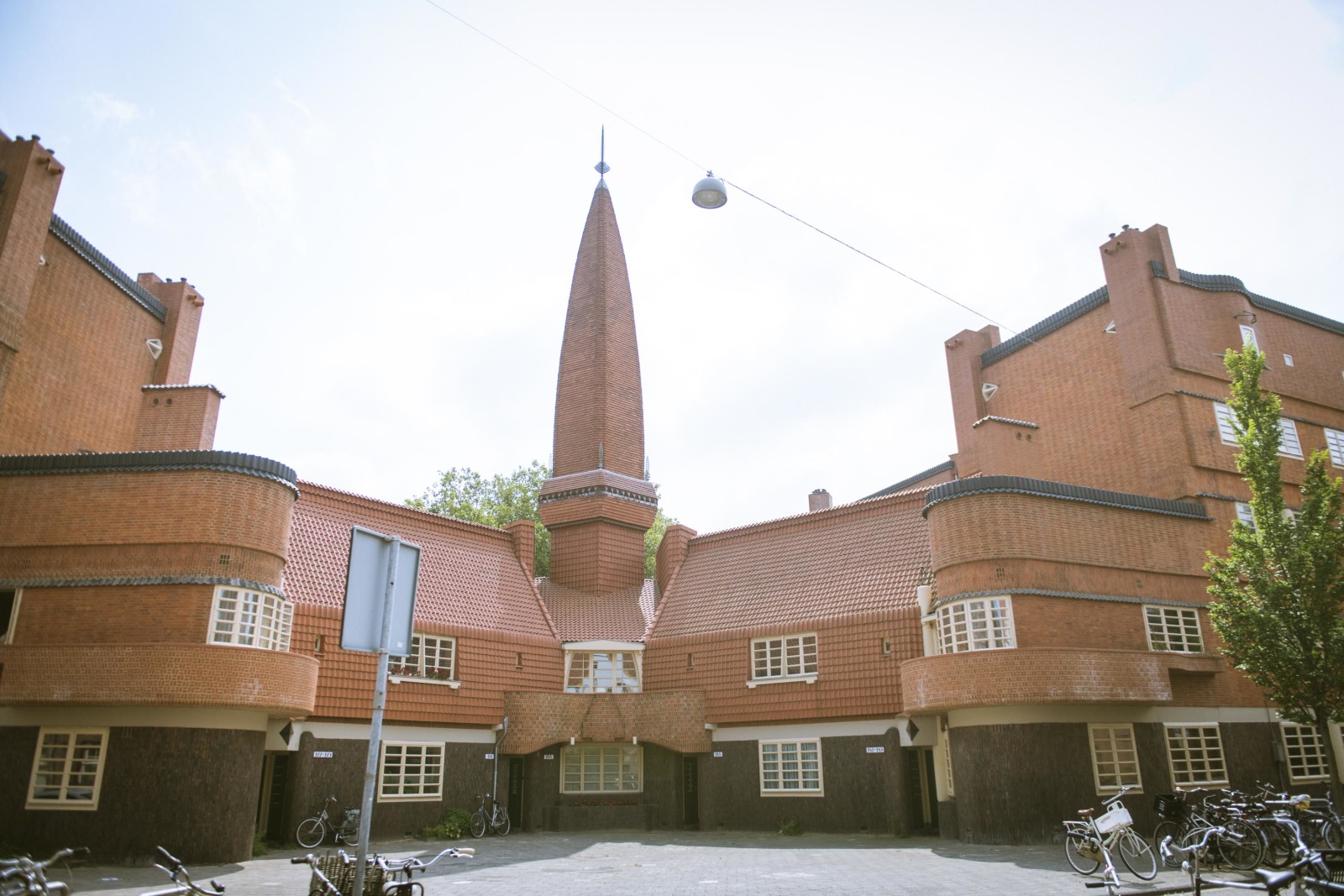 オランダはじめヨーロッパでは歴史ある建造物は大切に保存・活用されている。