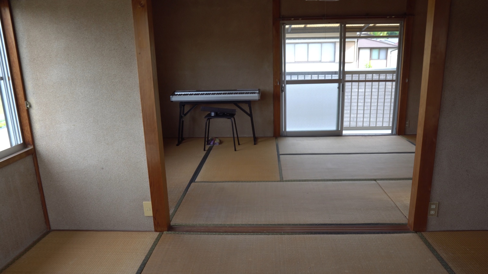 寝室before