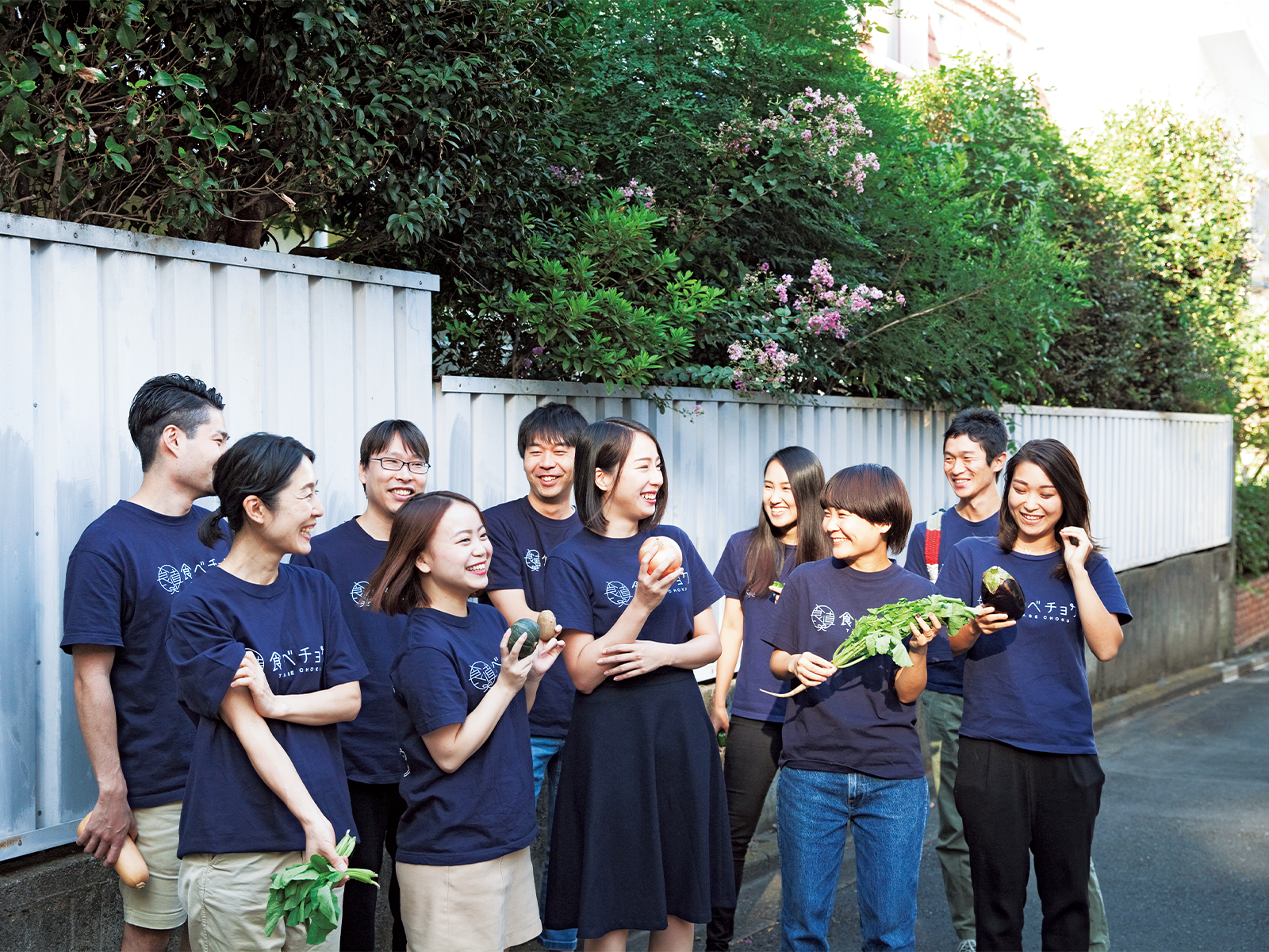 みなさんで、機会があれば登録生産者と会ったり、出品されている農作物を食べたりしているのだそう。