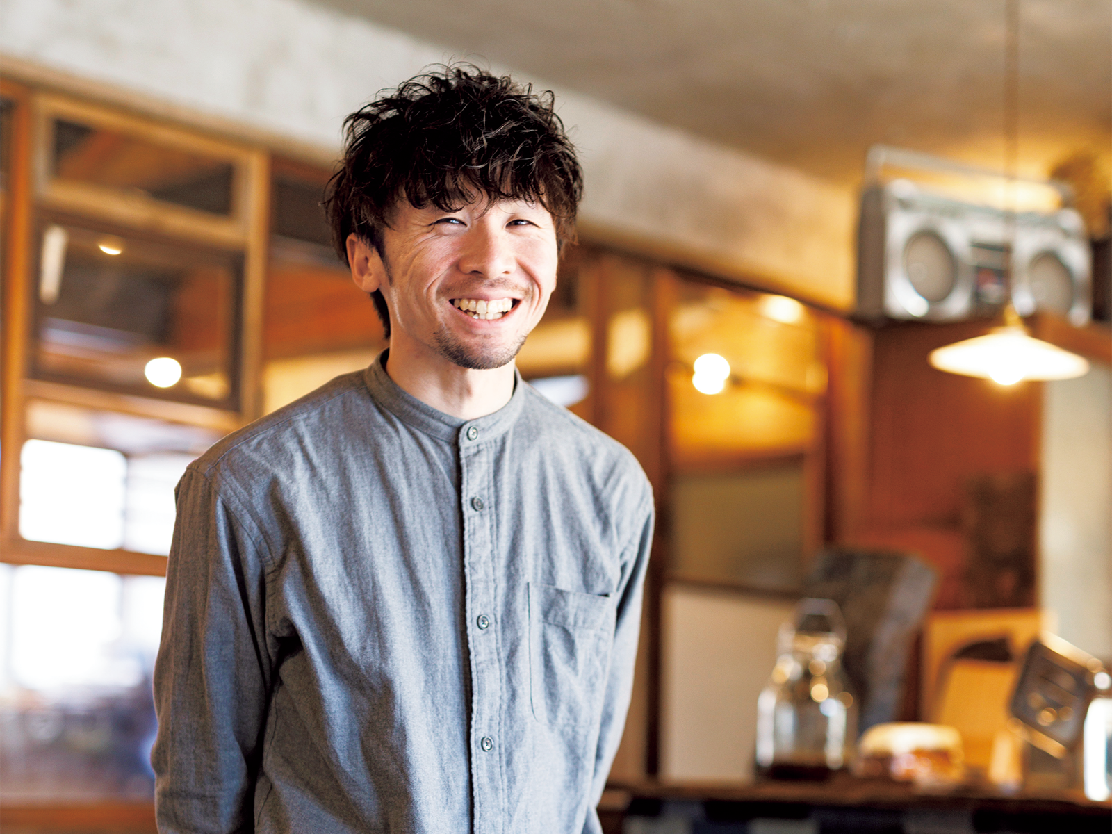 「必要なものは自分たちで生み出したい」と話す、オーナーの川島佳輔さん。
