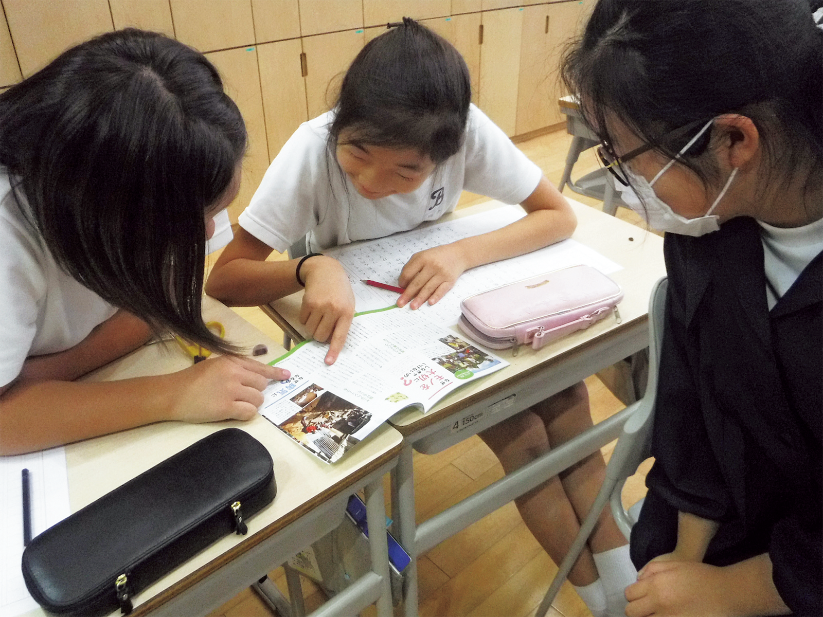 文教大学付属小学校の児童たち。アフリカの現状を学び、シューズの必要性を理解したうえで、シューズ回収活動を展開してくれた。