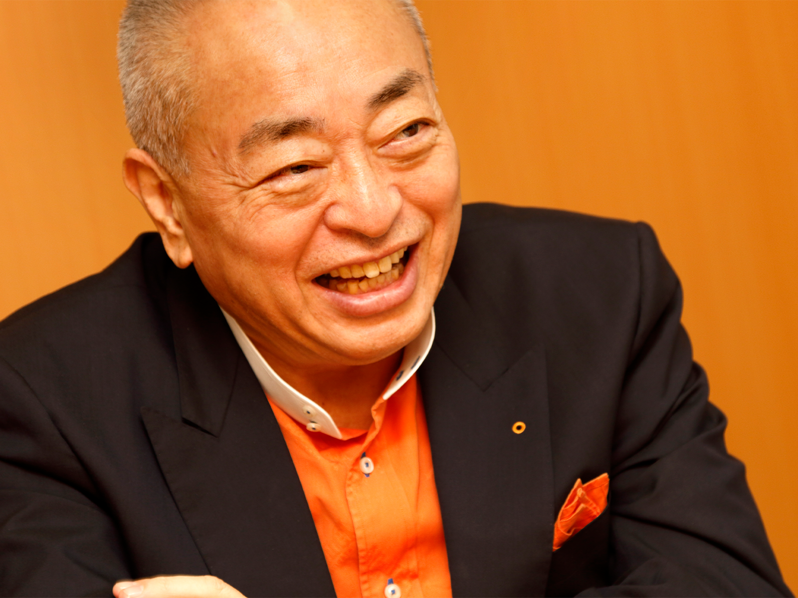 いけだ・ひろむ●1949年、新潟市生まれ。新潟県立新潟南高校卒業後、國學院大学で神職養成講座を受講し、東郷神社等で実習を重ねる。74年、古町神明宮(新潟市鎮座)の禰宜(ねぎ)に就任(2005年、宮司就任)。1977年、古町愛宕神社宮司に就任、同年、新潟総合学院を開校、理事長に就任。教育と医療福祉分野を中心に幅広く事業を展開するNSGグループ代表を務める。96年にはアルビレックス新潟の初代社長に就任、Jリーグトップクラスの人気チームに育てた(現在は会長)。起業支援にも力を入れる。近著に『地方イノベーション』(日経BP社刊)がある。