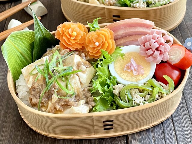 麻婆豆腐とツナごまピーマンのお弁当