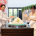 オリジナルおにぎり入刀