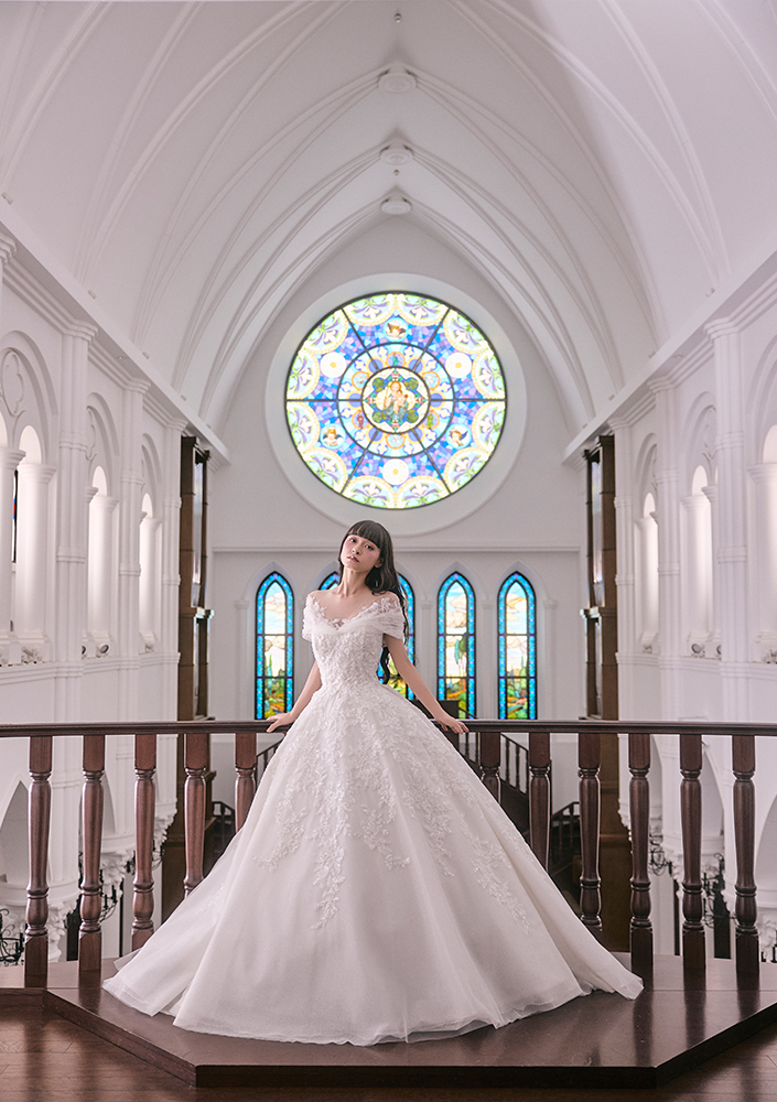 衣装・ドレス | 結婚式場は大阪のアルカンシエル luxe mariage 大阪