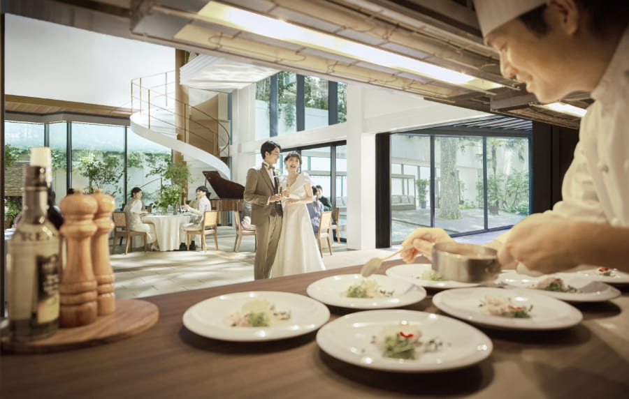 オープンキッチンから届く “できたて”の贈り物