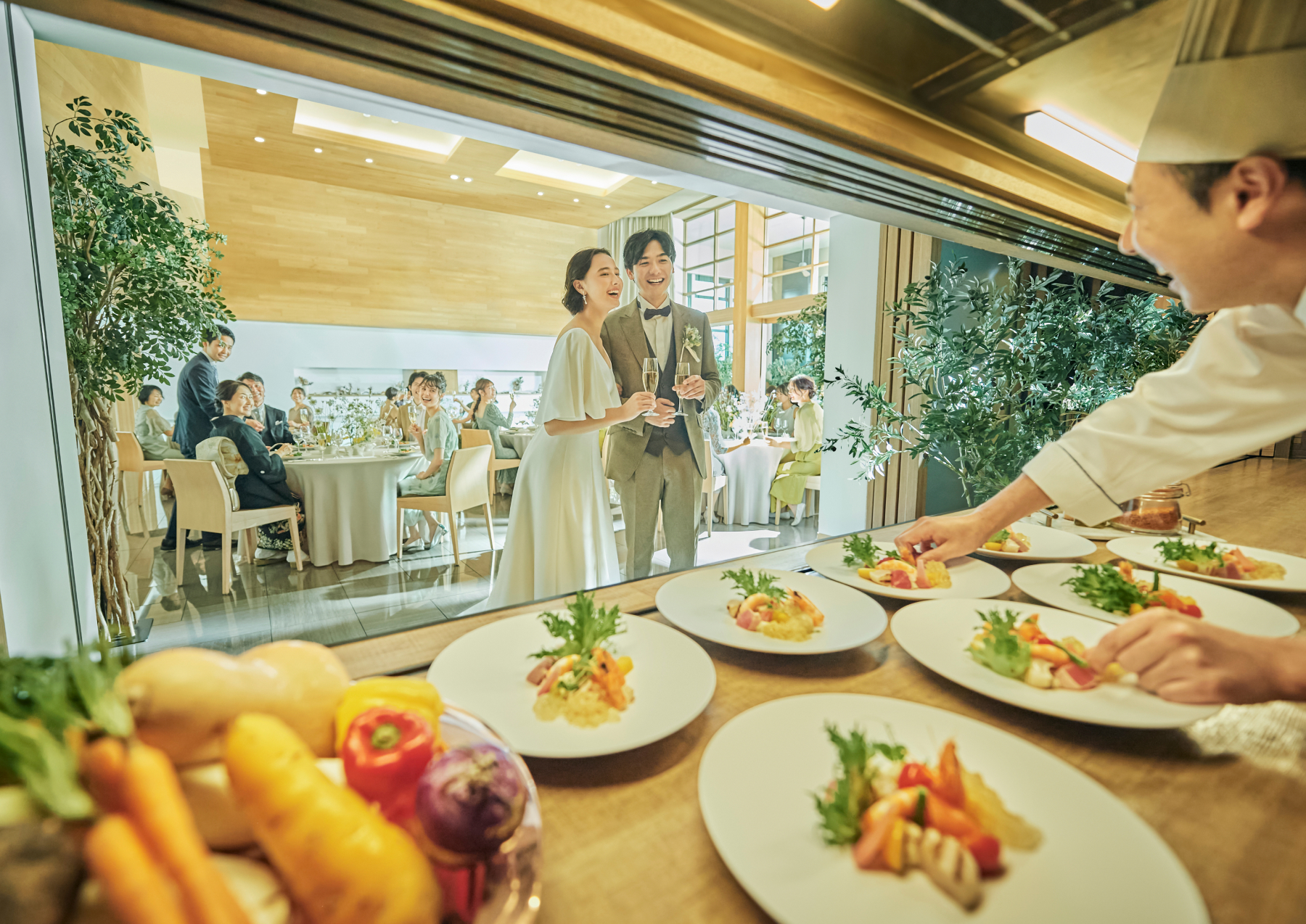料理長によるオープンキッチンの美食