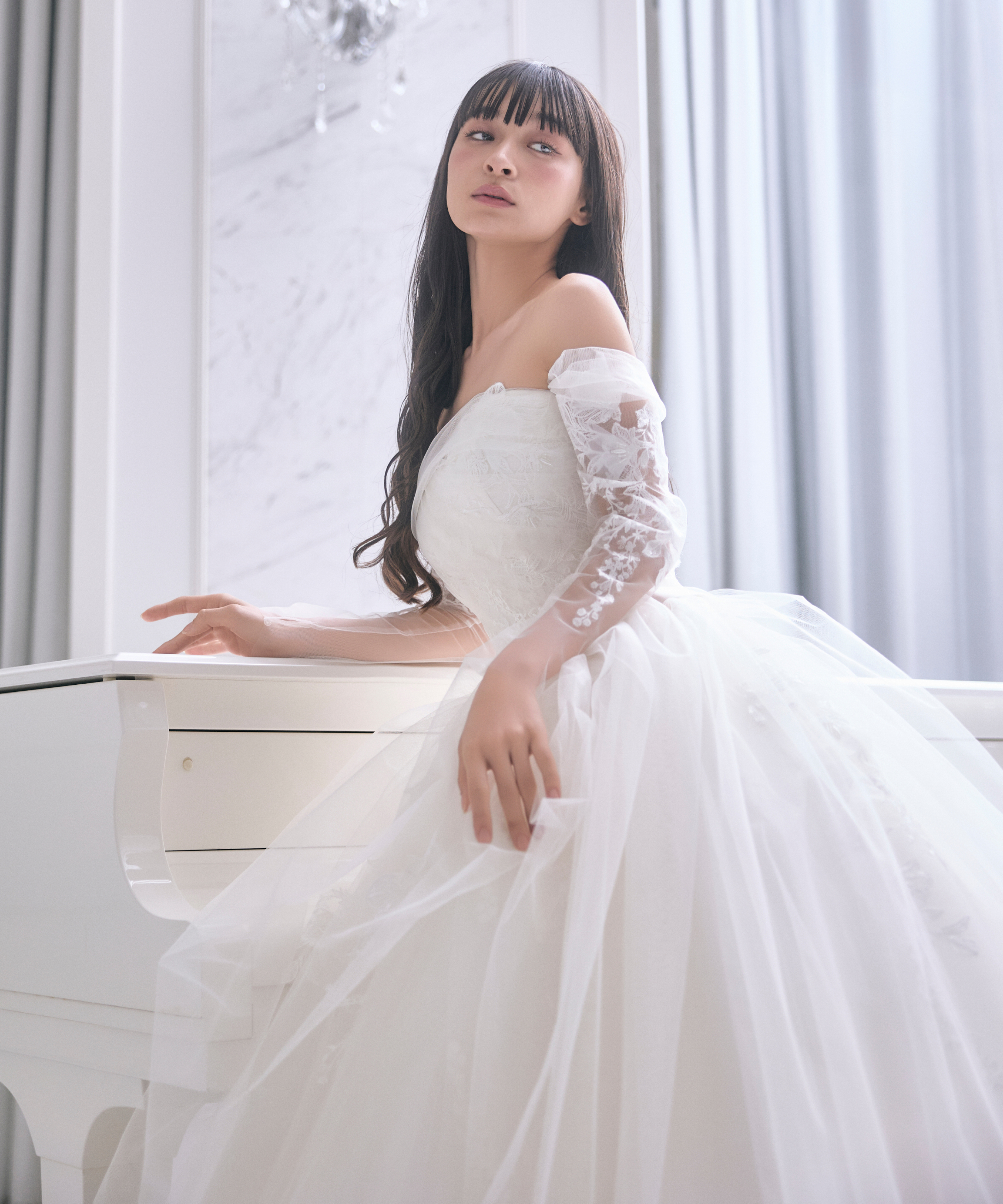 多彩なドレスラインナップ