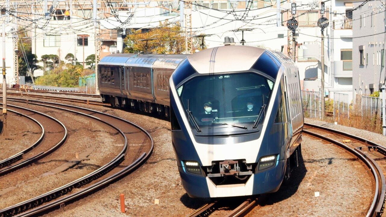 豪華列車 サフィール踊り子 で伊豆へ 一個人 公式webサイト