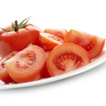 トマト｜美肌と健康につながる栄養がたっぷり！効果的に摂取できる食べ方を紹介