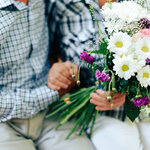 敬老の日にもらって嬉しいプレゼントは？孫からの手作りアイデアも紹介