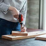 DIY初心者必見！おすすめ工具＆100均アイテムで作る簡単家具アイデア