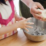 ホットケーキミックスのアレンジレシピ9選。時短で簡単に作れるスイーツ＆おかず