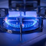 冬場のガス代節約方法5選。お風呂の入り方など生活で見直すポイントは？