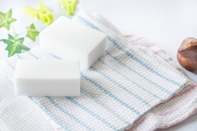 メラミンスポンジの正しい使い方｜使ってはいけない場所・掃除以外の意外な活用法