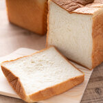 食パンは電子レンジで温めるとふんわり美味しい！トースト派も必見の簡単レシピ