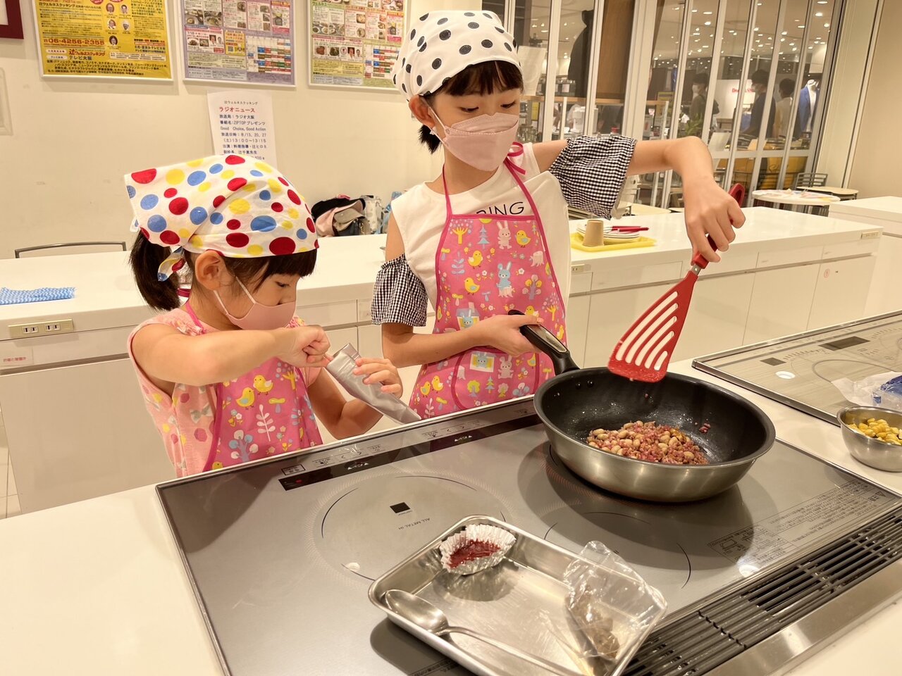 料理教室の風景