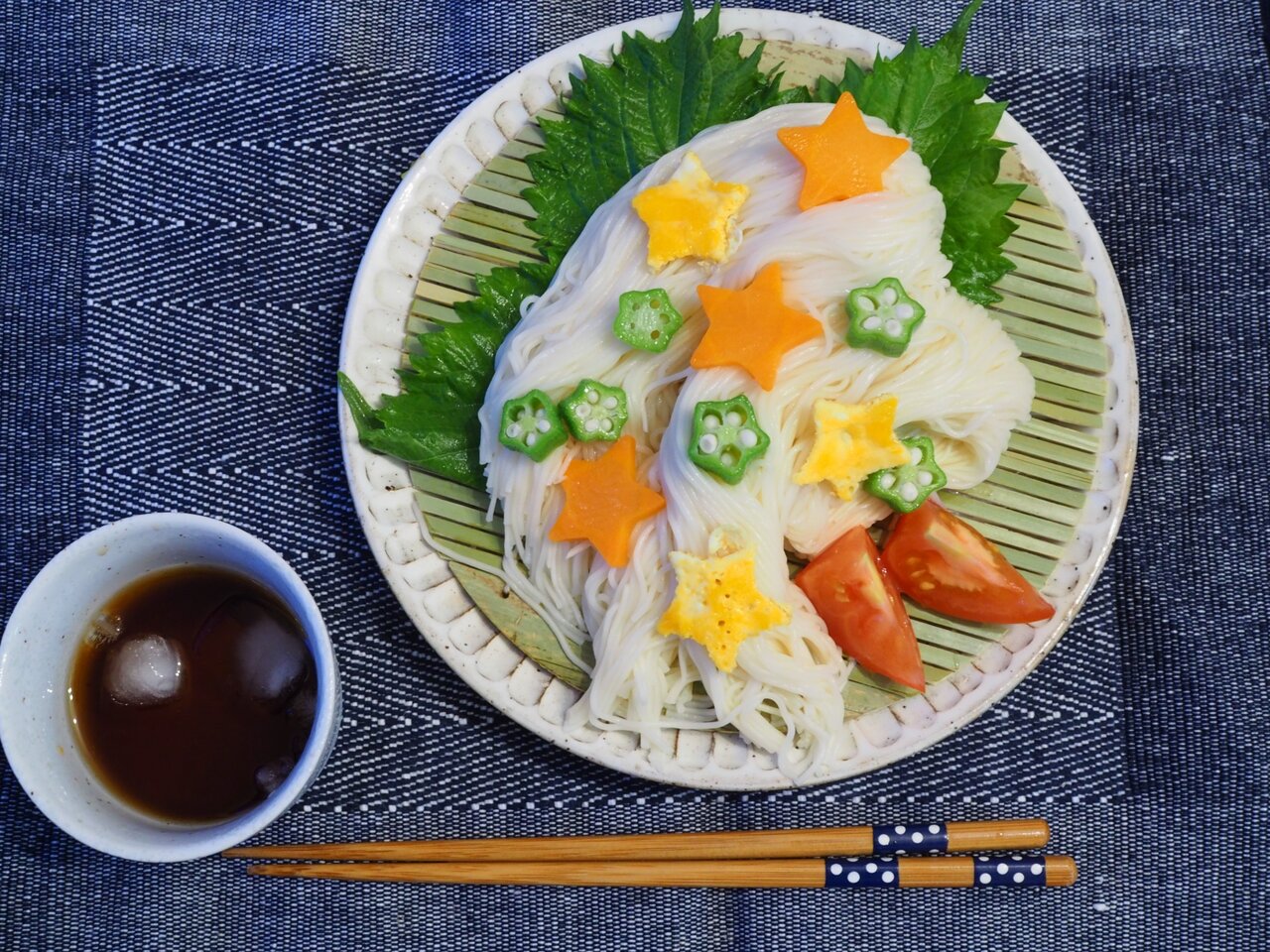 天の川をイメージしたそうめん